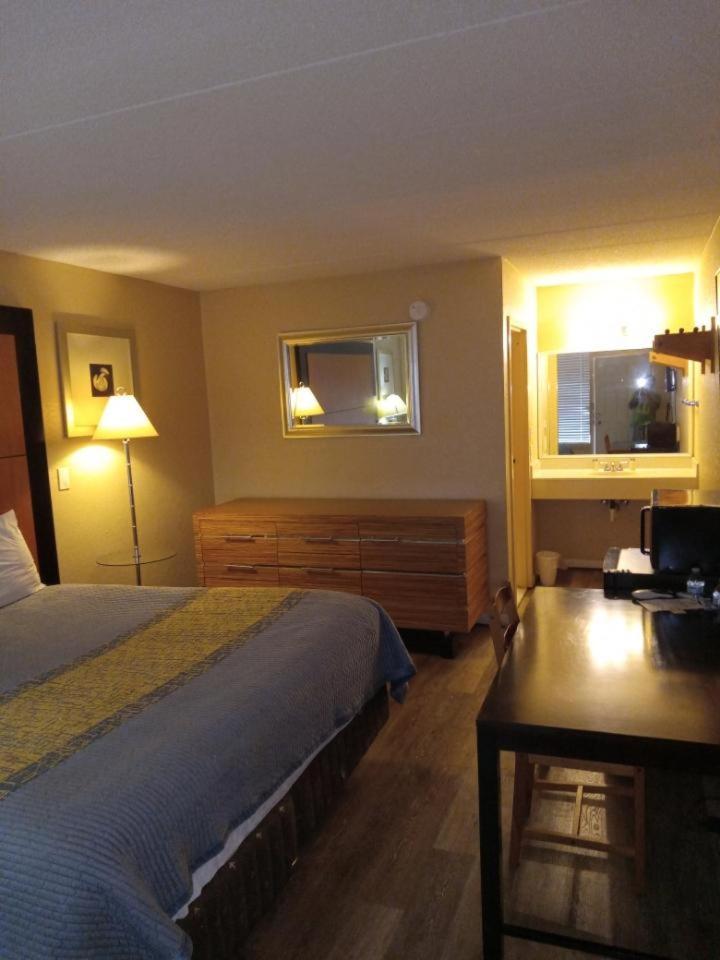 APM Inn&Suites Winchester Eksteriør bilde