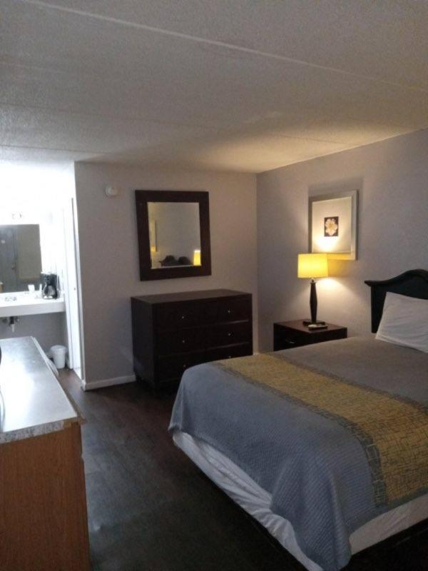 APM Inn&Suites Winchester Eksteriør bilde