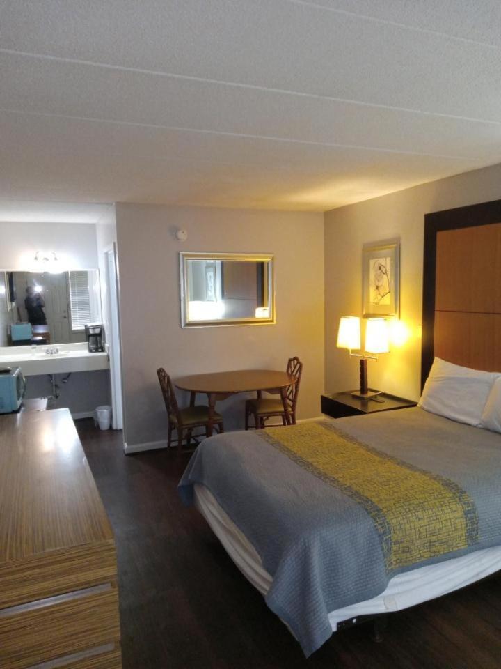 APM Inn&Suites Winchester Eksteriør bilde