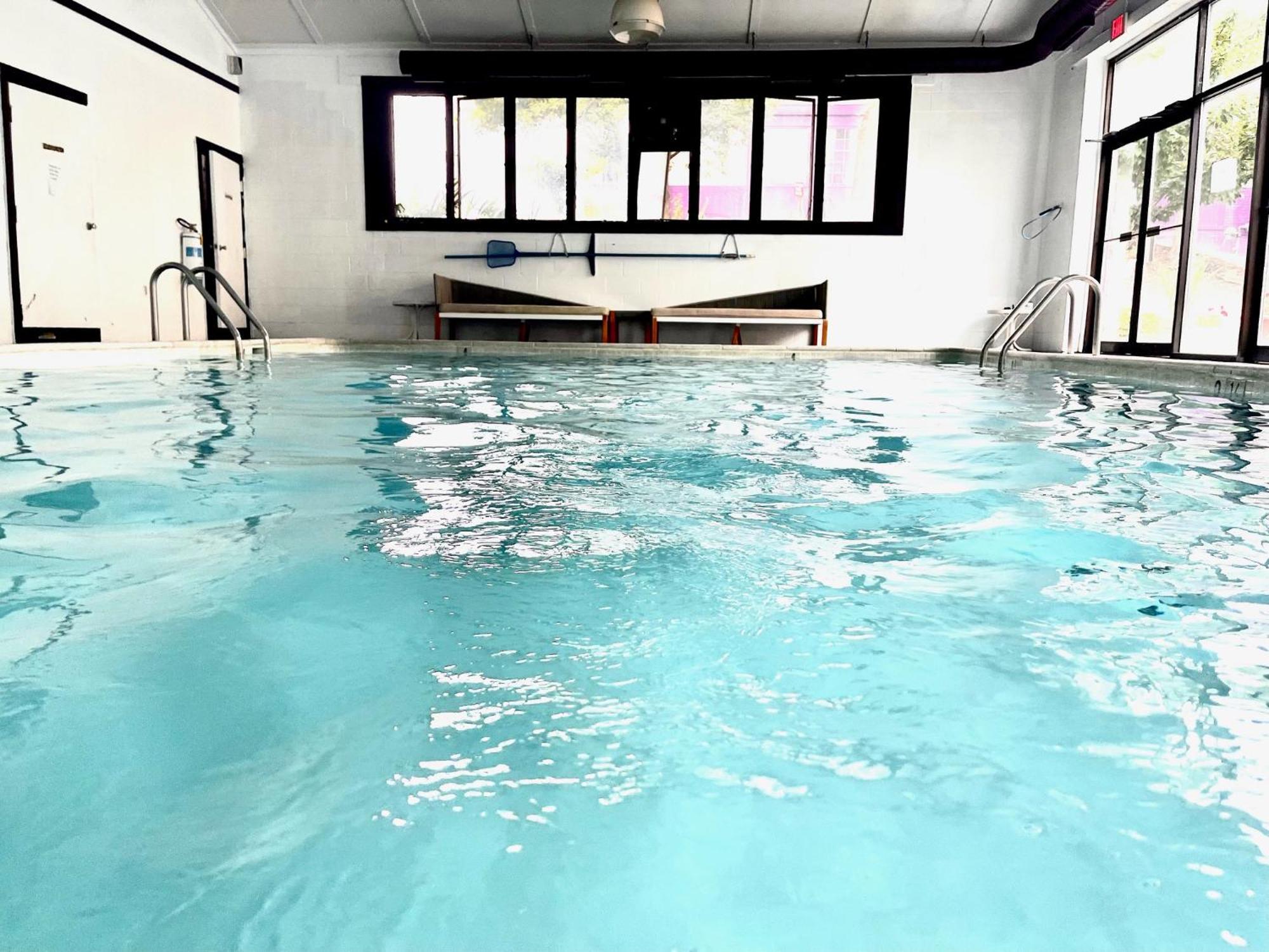 APM Inn&Suites Winchester Eksteriør bilde