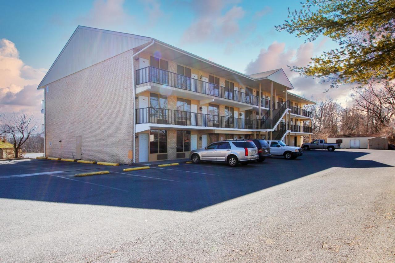APM Inn&Suites Winchester Eksteriør bilde